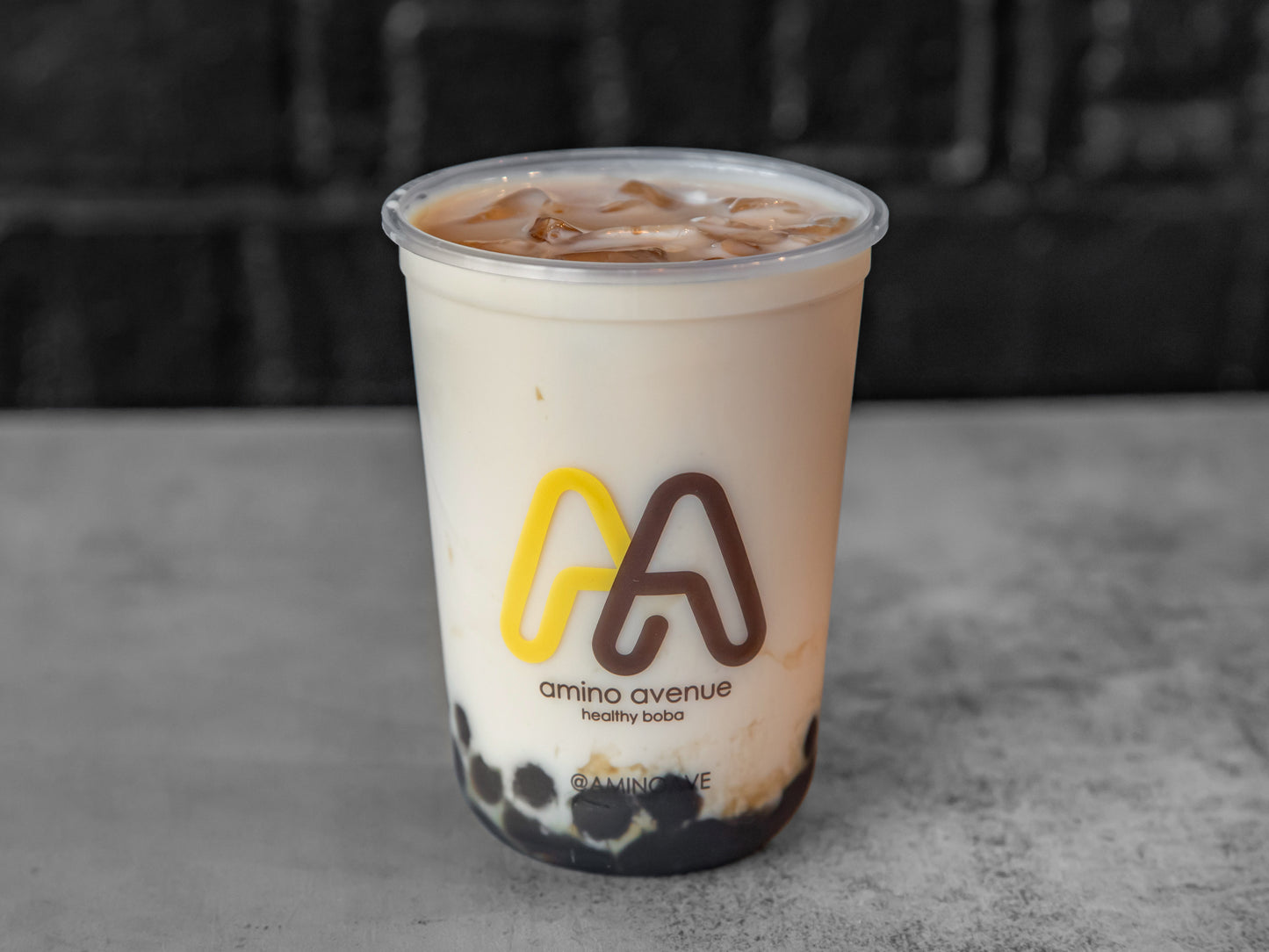 Black Fresh Milk Tea (w/ Boba)
