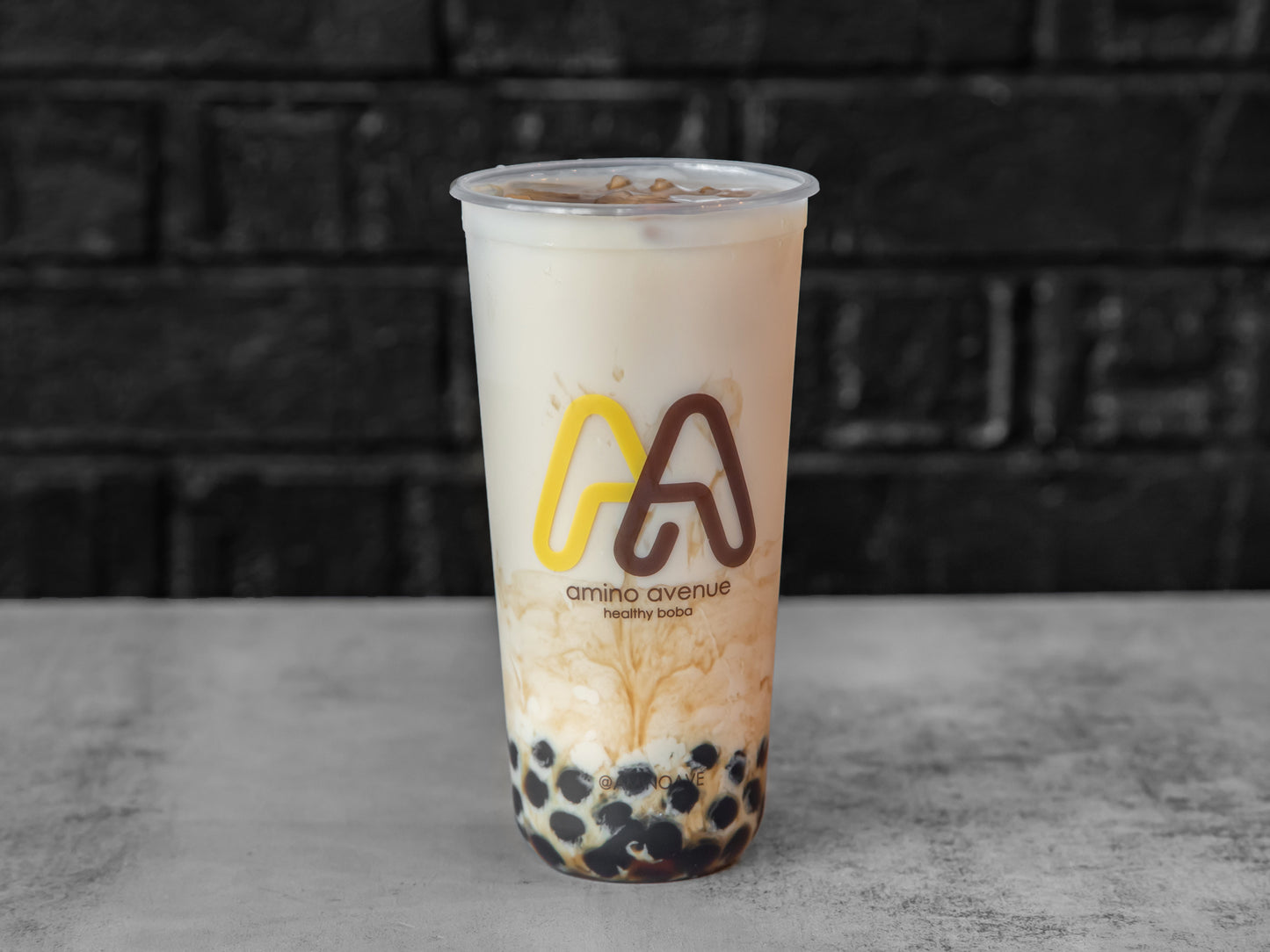Black Fresh Milk Tea (w/ Boba)